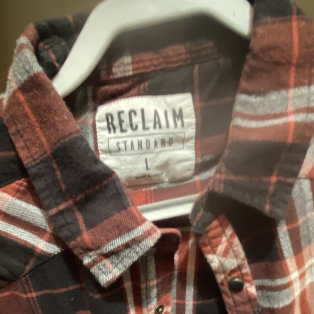 Reclaim Standard Plaid Flannel Button-Up Shirt Red Black White Men L Long Sleeve